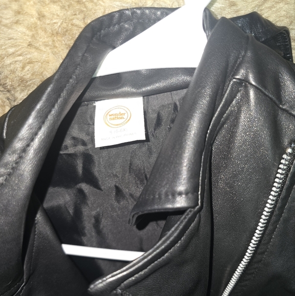🍁🍂Girls Small (6) Faux Leather Jacket - Picture 2 of 3